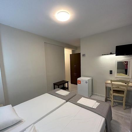 Hotel Afrodite Neoi Poroi Extérieur photo