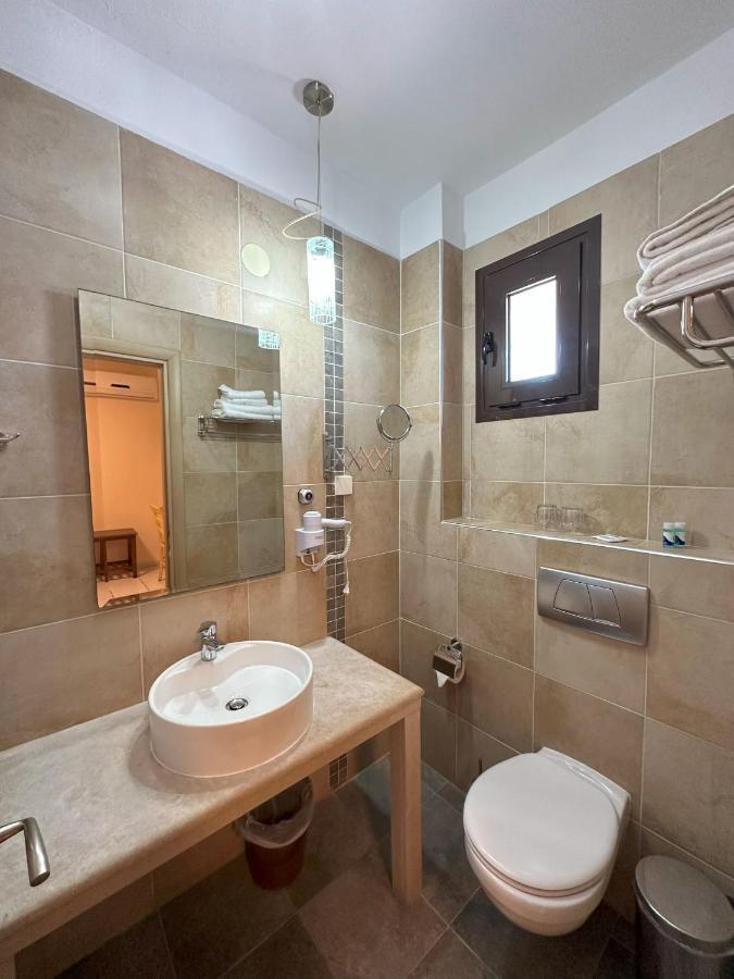 Hotel Afrodite Neoi Poroi Extérieur photo