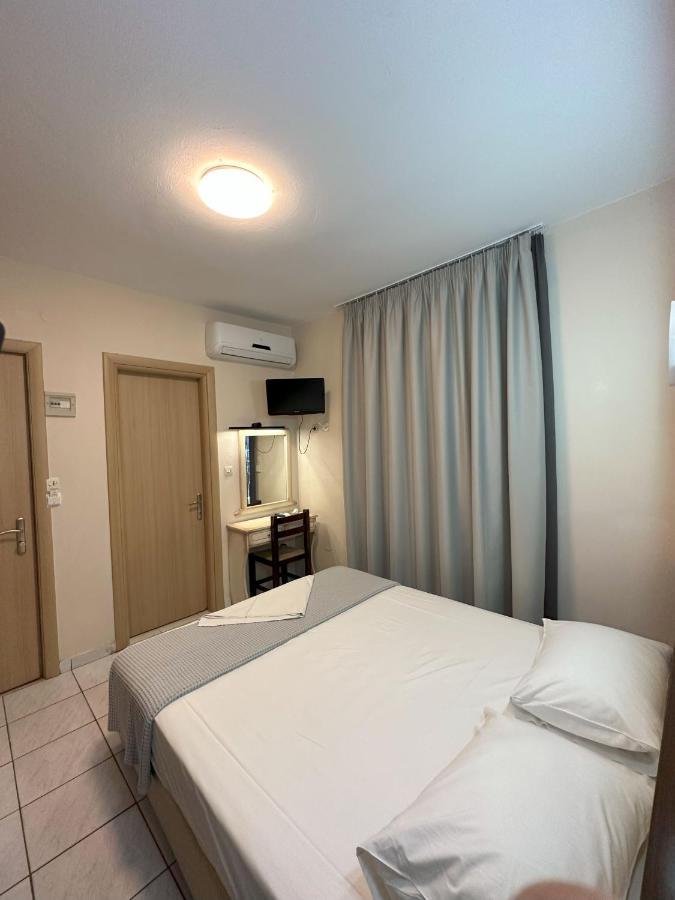 Hotel Afrodite Neoi Poroi Extérieur photo