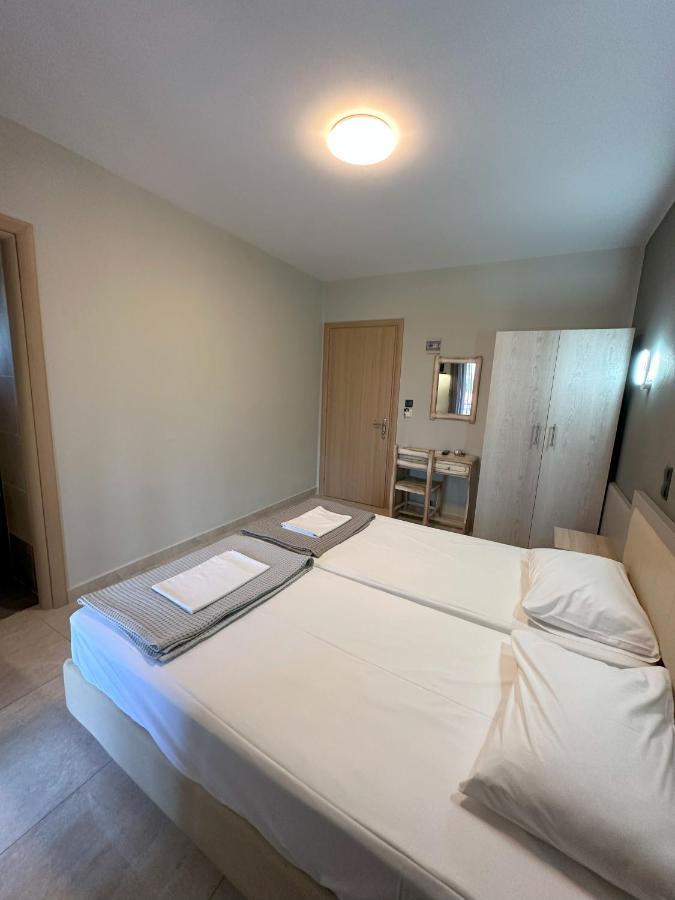 Hotel Afrodite Neoi Poroi Extérieur photo