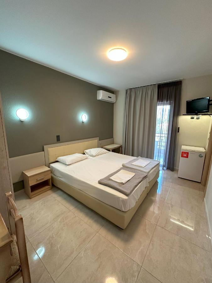Hotel Afrodite Neoi Poroi Extérieur photo